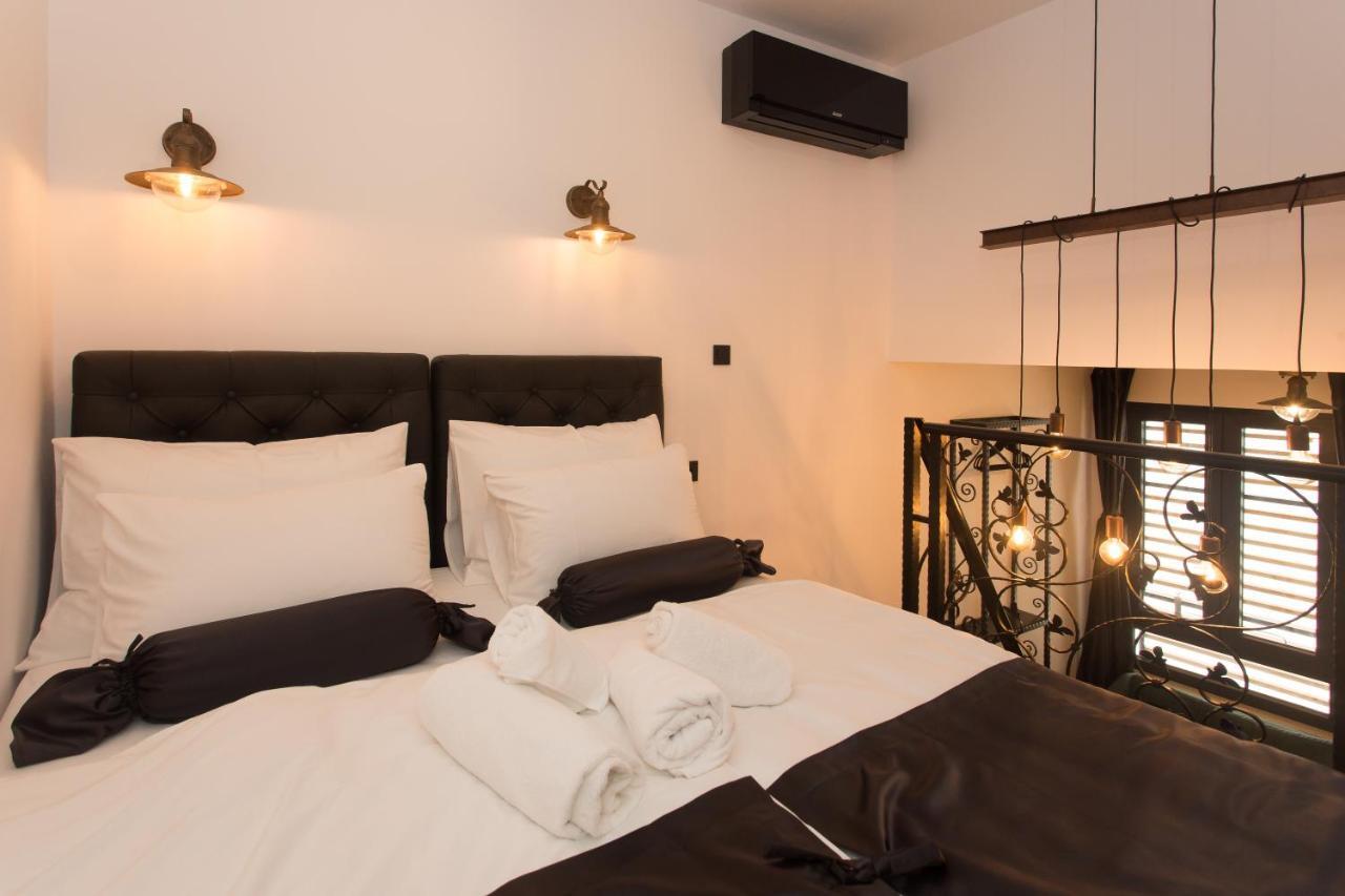 Amaizing Apartment Near Airport Kastel Stafilic Екстер'єр фото